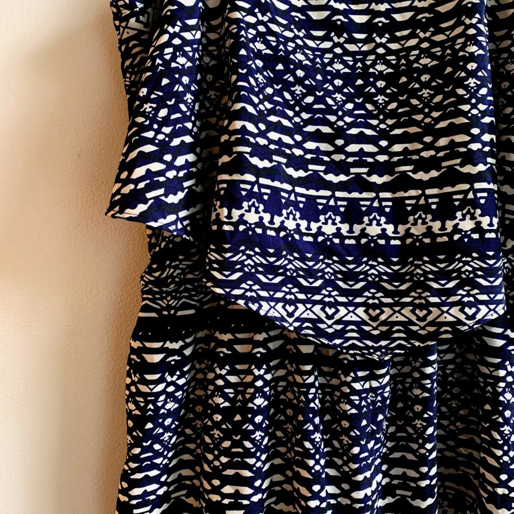Navy Patterned Romper - Picture 3 of 5